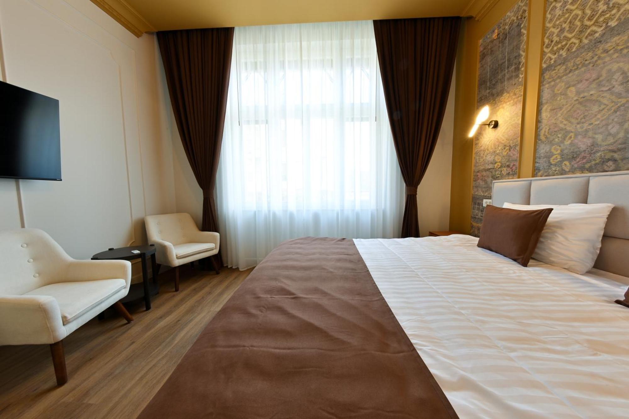 Leda Residence Oradea Eksteriør bilde