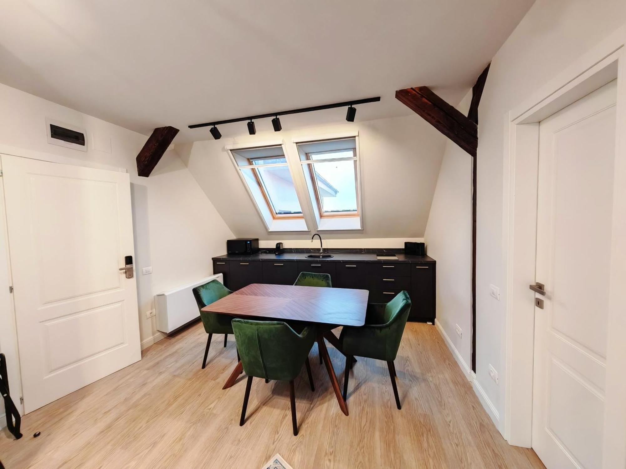 Leda Residence Oradea Eksteriør bilde