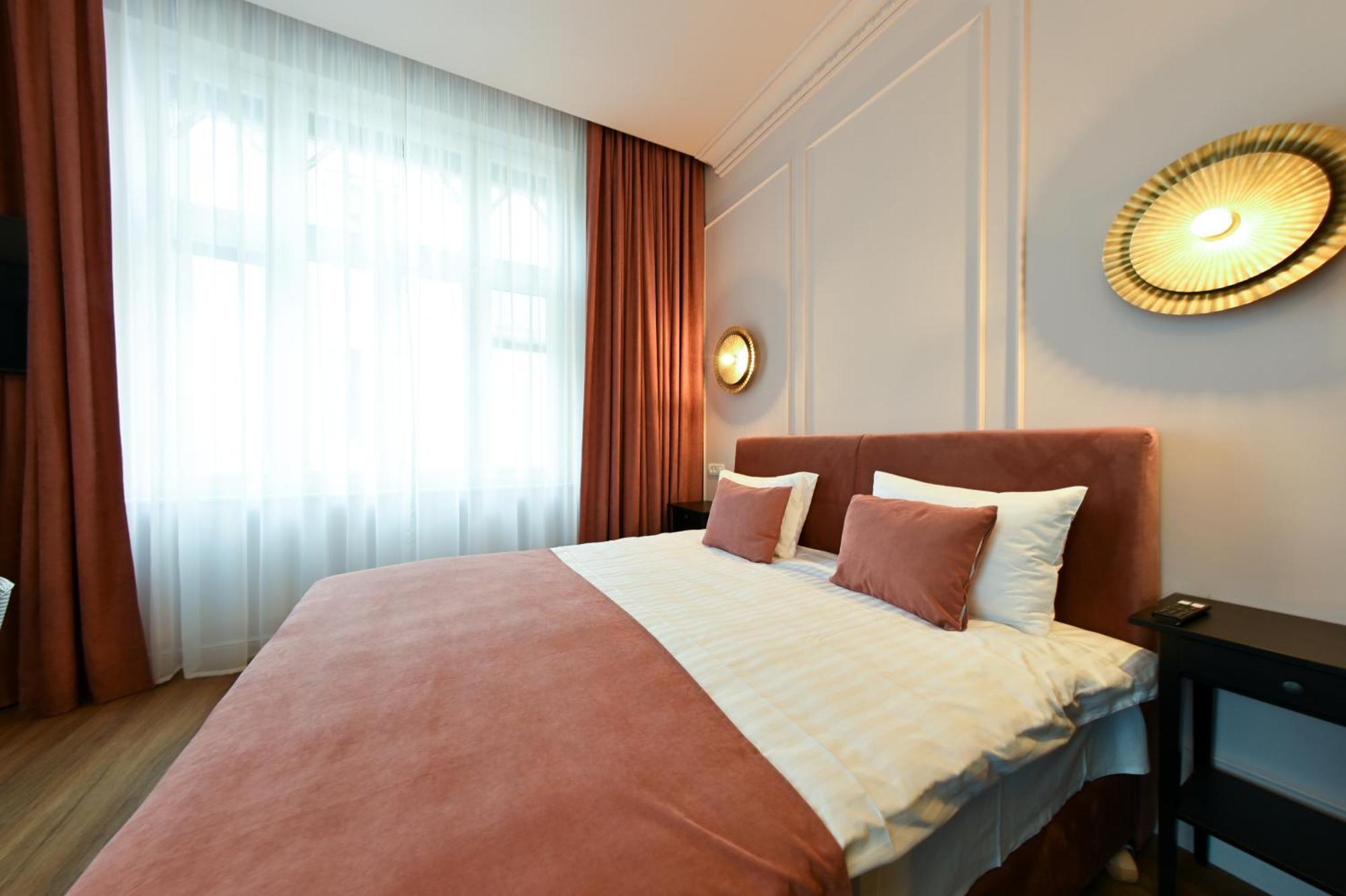 Leda Residence Oradea Eksteriør bilde