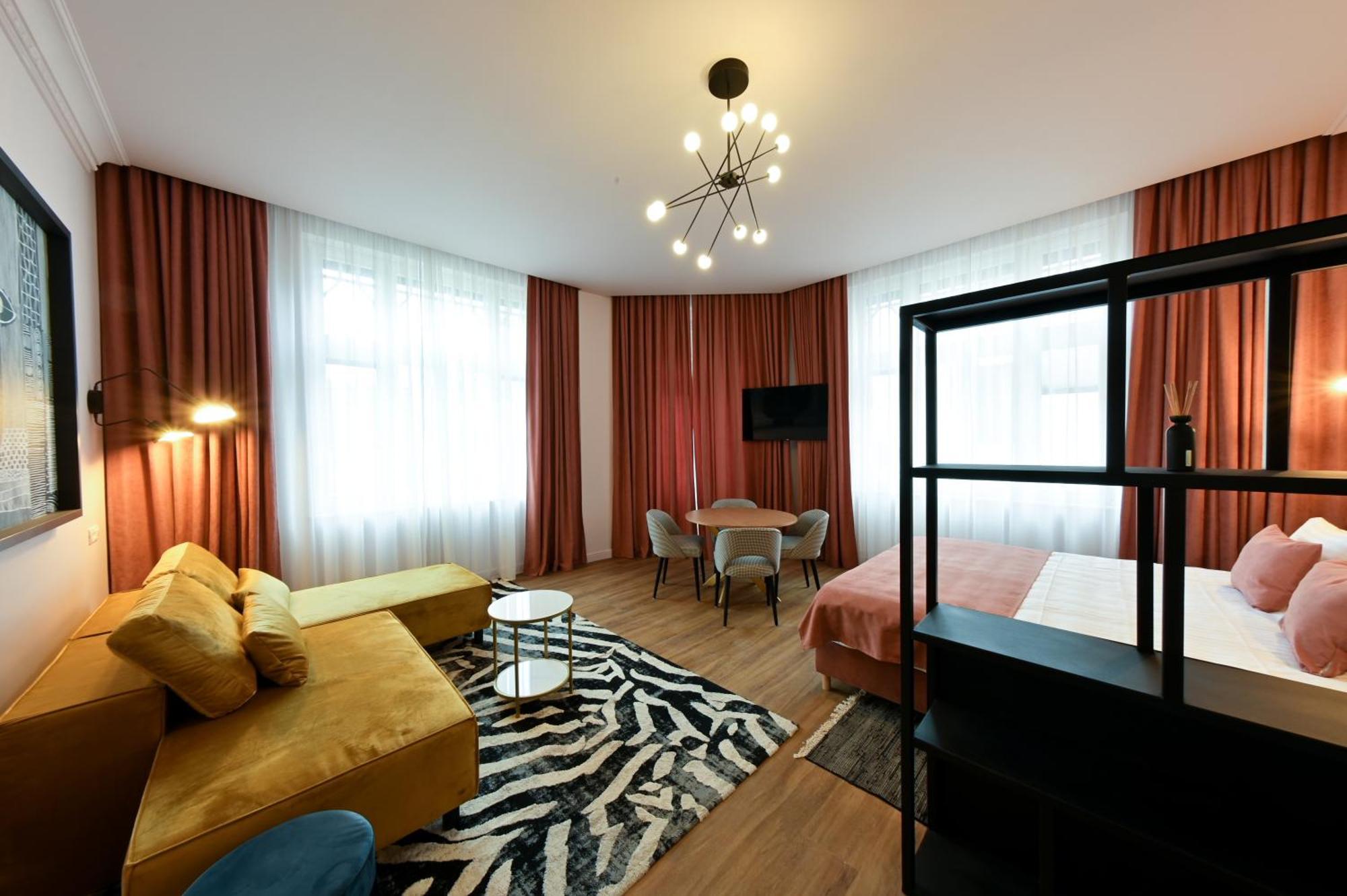 Leda Residence Oradea Eksteriør bilde